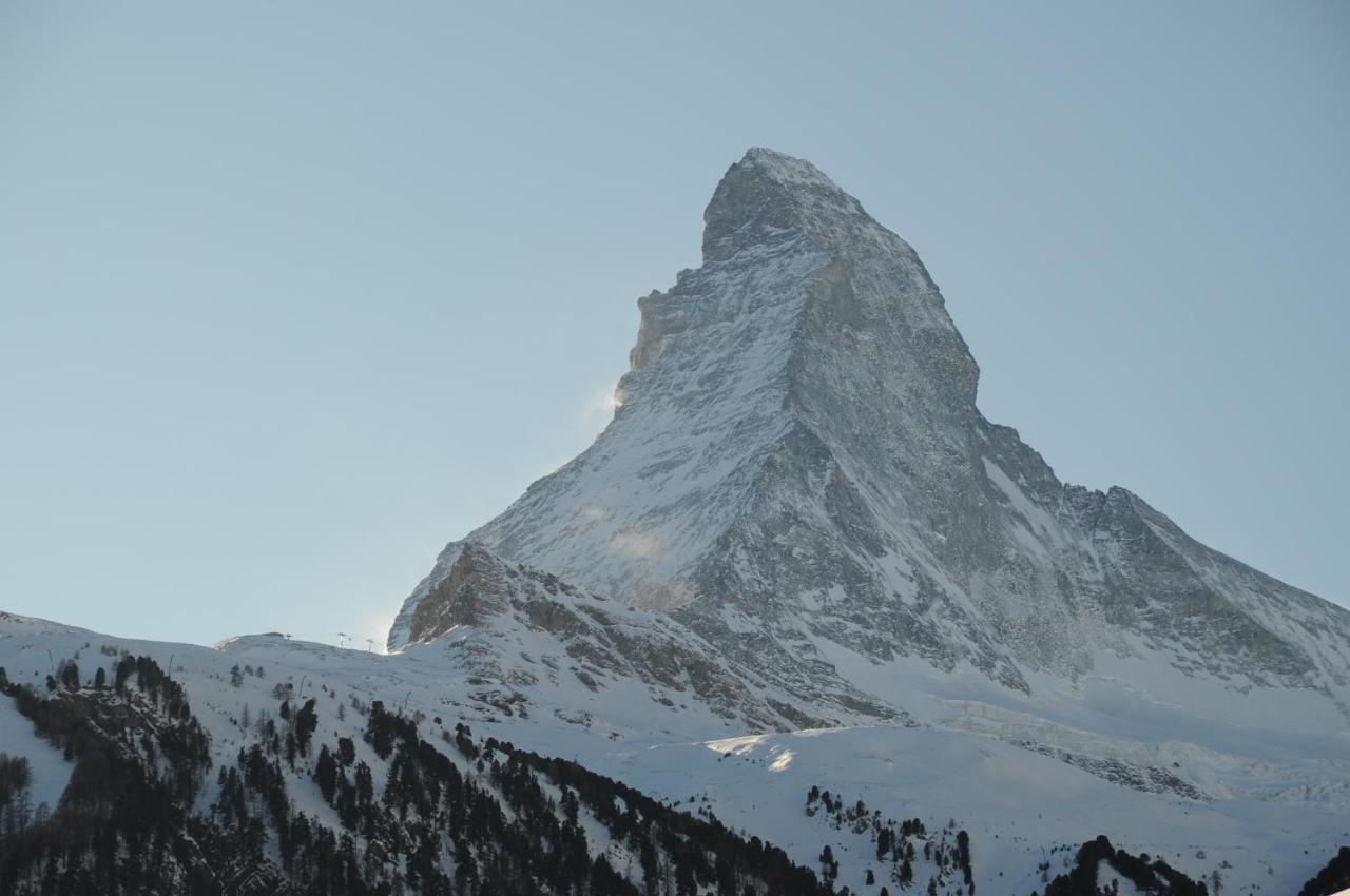 Emelie Zermatt 4**** Apartment Exterior photo